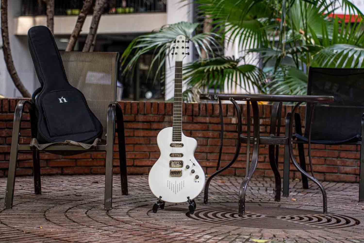 Электрогитара Les Paul NEBULA SEEKER Radiant Pearl - Электрогитара - фото 24
