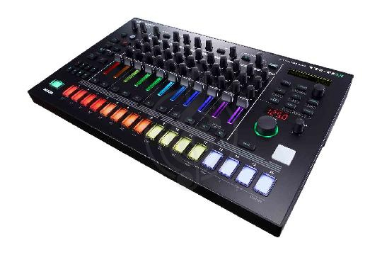 Изображение Драм-машина Roland TR-8S