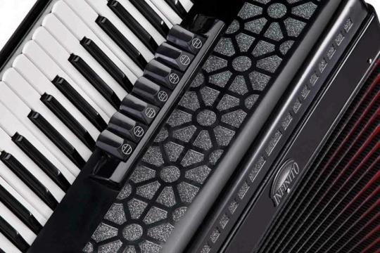 Аккордеон 4/4 Soundsation VOCE-IV-A41120-BK Infinito Аккордеон 41/120-7/2, черный - фото 3