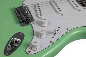 Электрогитара Stratocaster  - фото 10